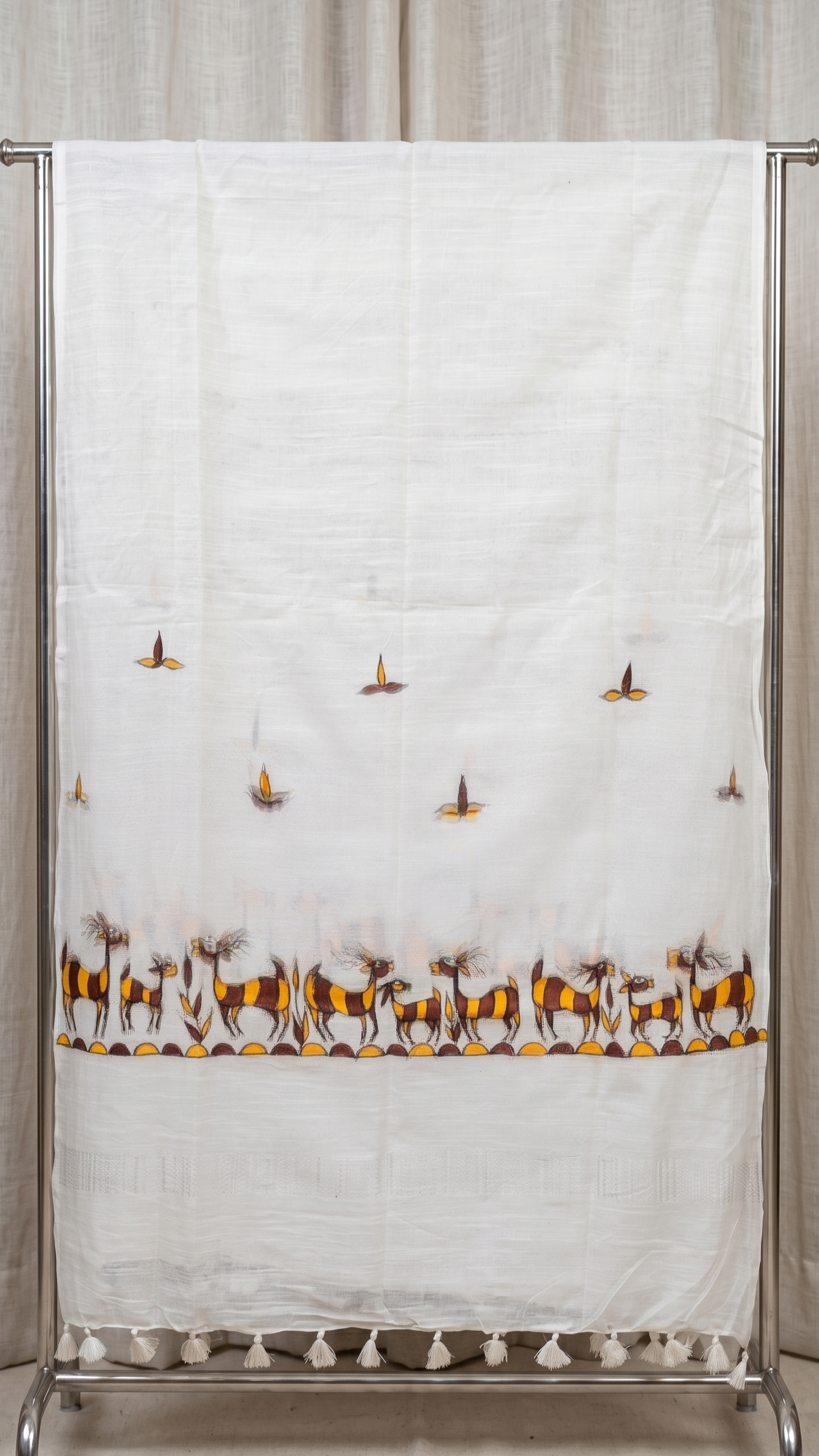 Hand-Painted Sohrai Art Cotton Dupatta – Tribal Animal Border in White