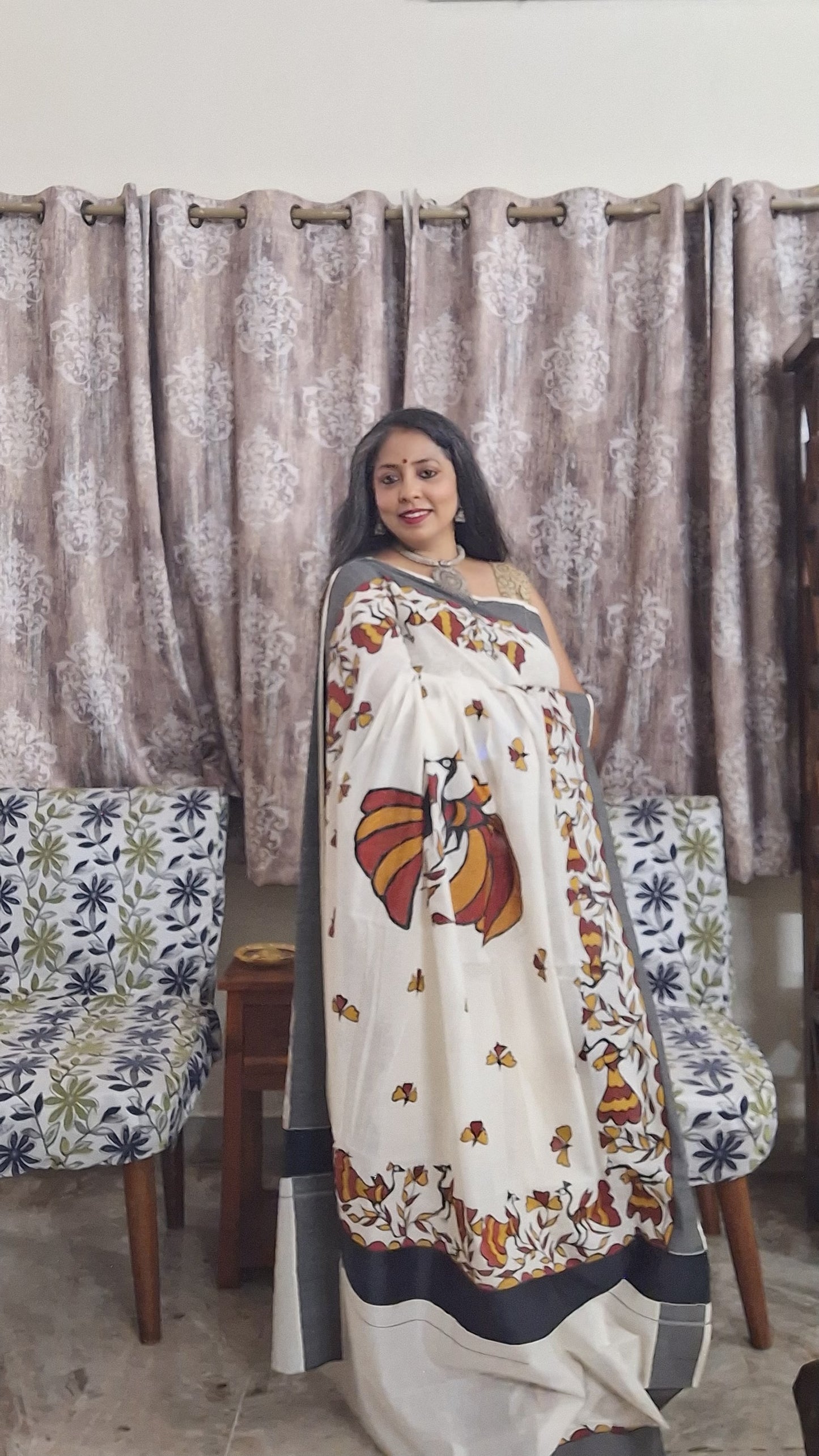 Sohrai Hand Painted Kerala Cotton Saree – Earthsong Birds on Off White