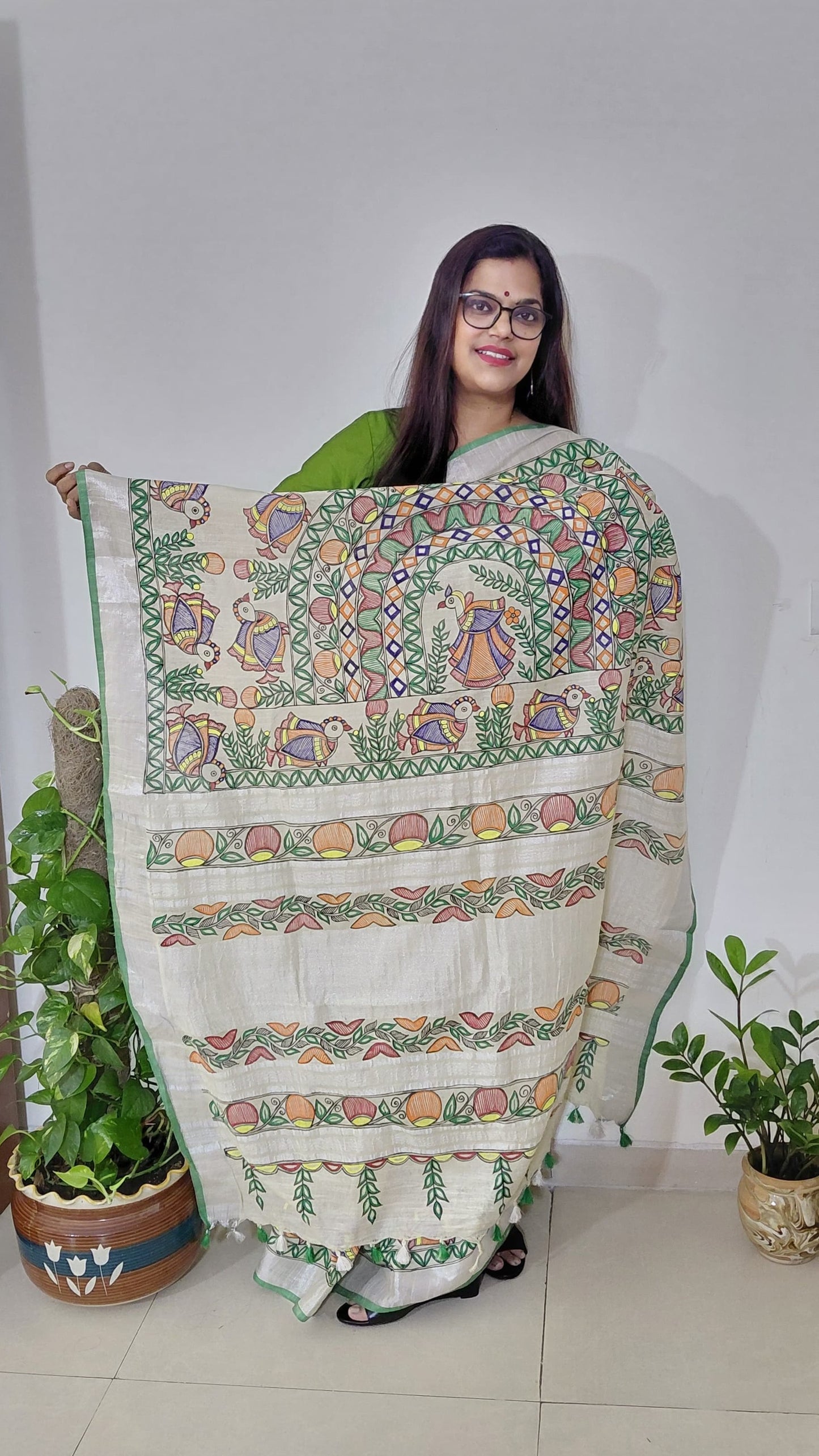Pallu showing detailed Madhubani narrative artwork